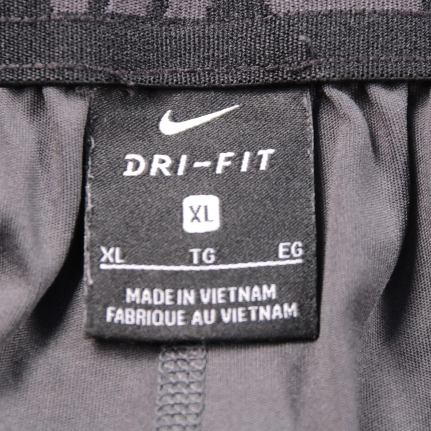 шорты Nike